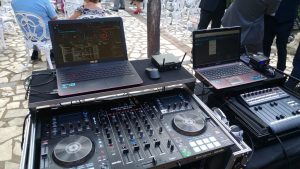 MCX8000 + Virtual DJ. Montaje fiesta Puertosound